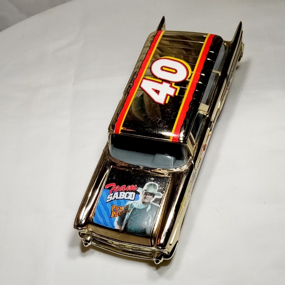 1957 Chevy Nomad John Wayne Sterling Marlin Racing Champion 1/24 Scale Issue 102 - Picture 9 of 9
